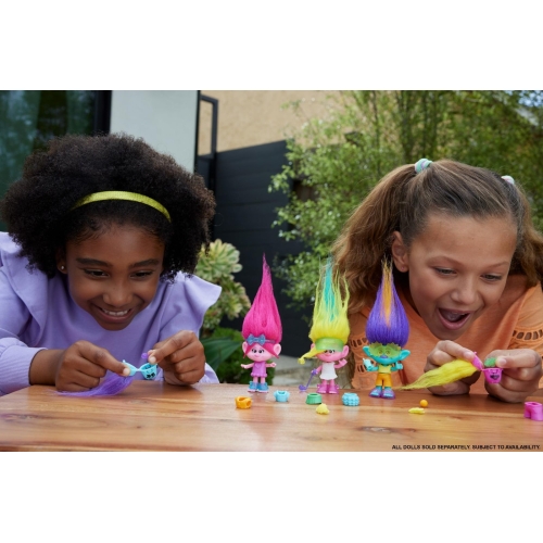Mattel Trolls Band Together Hair Pops Small Doll, Viva with Removable Clothes & 3 Surprise Accessories, HNF11 - Image 6