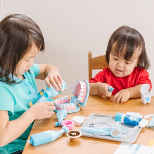 Melissa & Doug Super Smile Dentist Kit for Kids Role Play Toys for 3+ Year Old Girls Educational Toys for 3 Year Old Boys Montessori Kids Toys Age 3,8.89 x 27.18 x 34.29 centimeters - Image 3