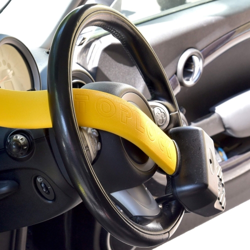 Stoplock Pro Elite Car Steering Wheel Lock HG 150-00 - Safe Secure Heavy Duty Anti-Theft Bar - Universal Fit - Includes 2 Keys and Carry Bag, Black/Yellow, 1 Unit - Image 4